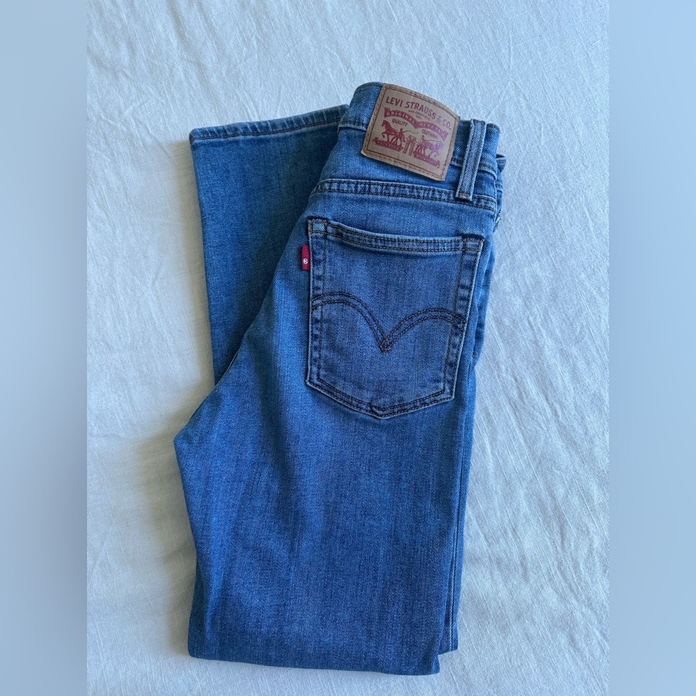 Levi’s size 24, cropped
